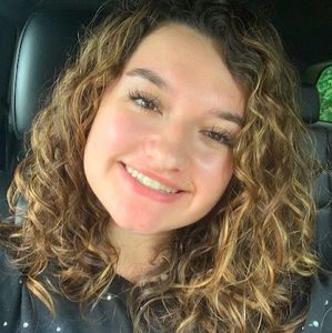 Meet your Posher, Ryann